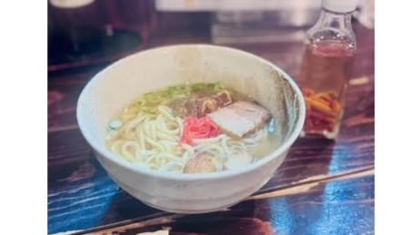 これぞ本場！だし香る沖縄そば