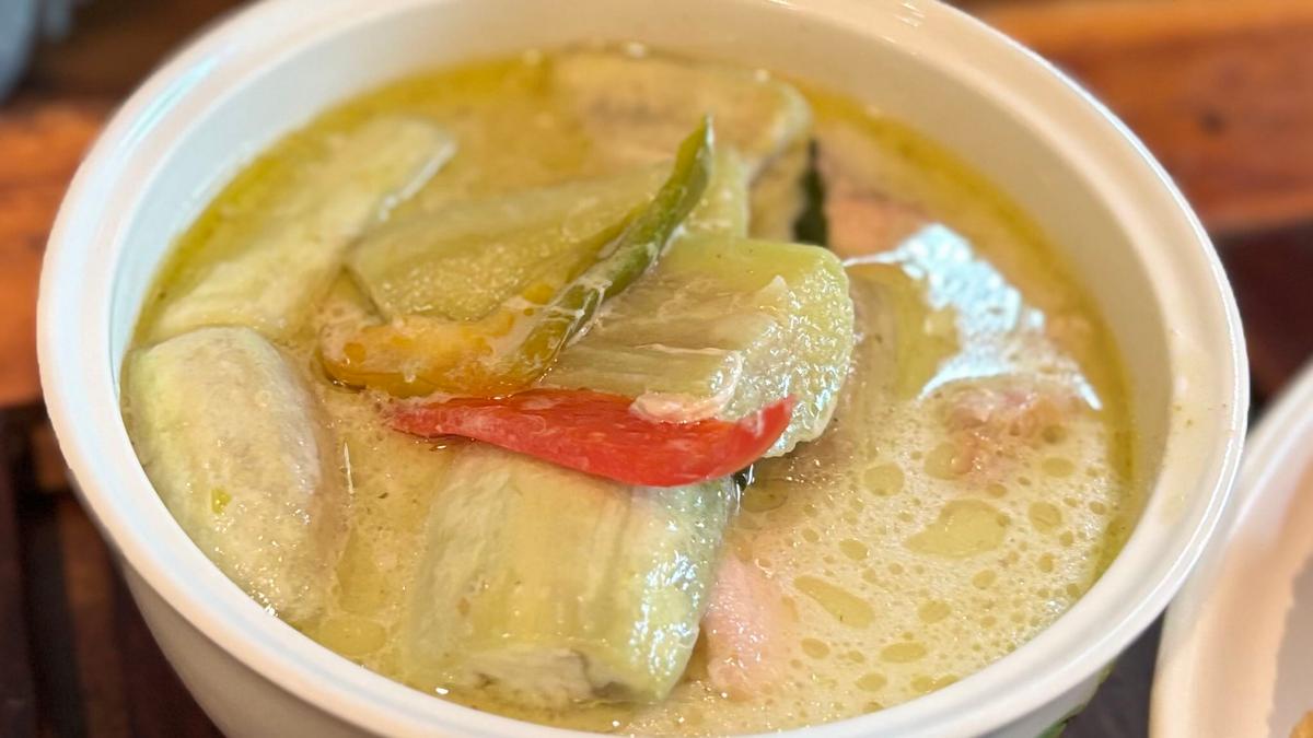 ココナッツミルクの甘さとスパイスの爽やかな辛さが良い◎