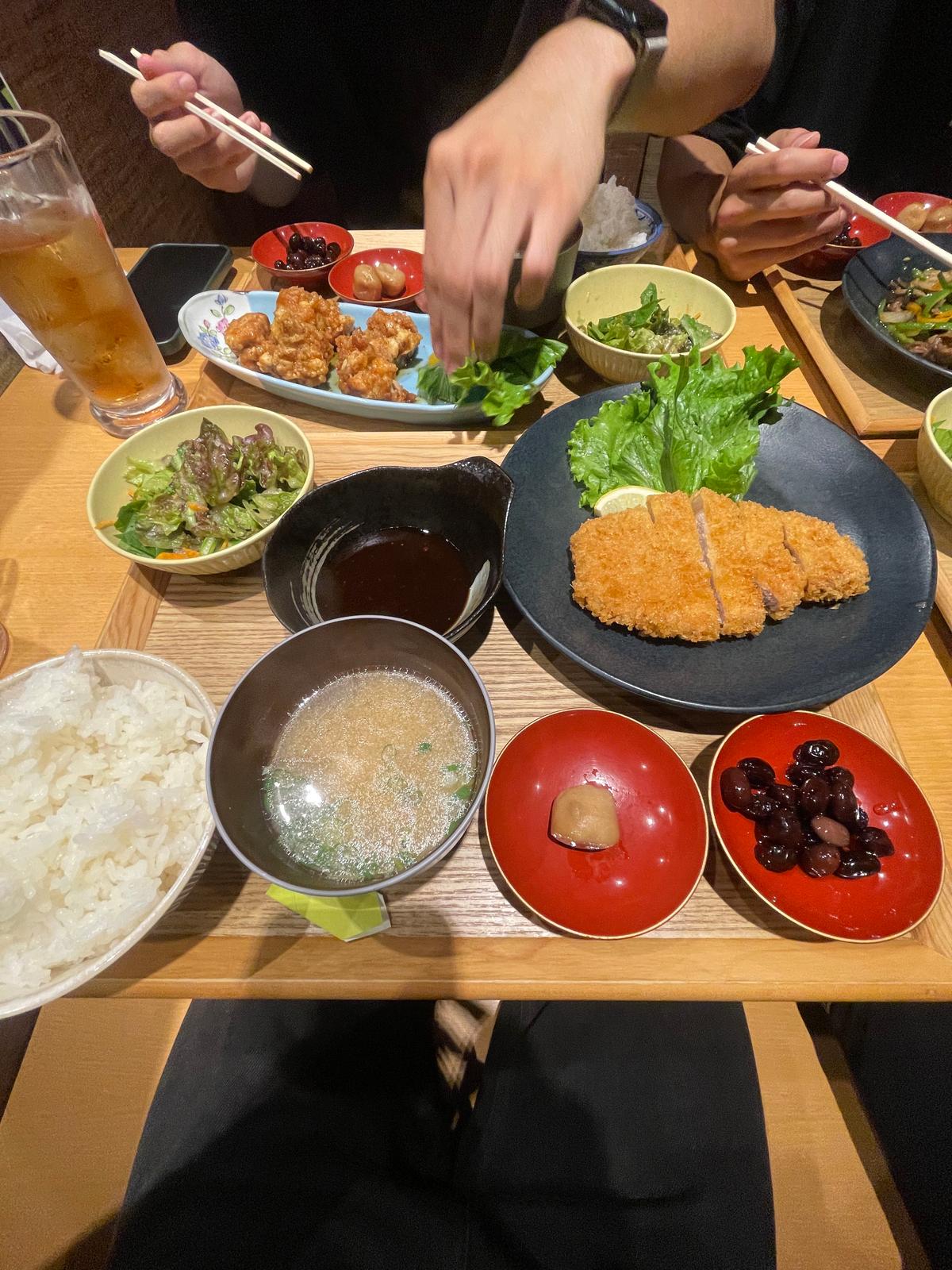 豚ロース定食