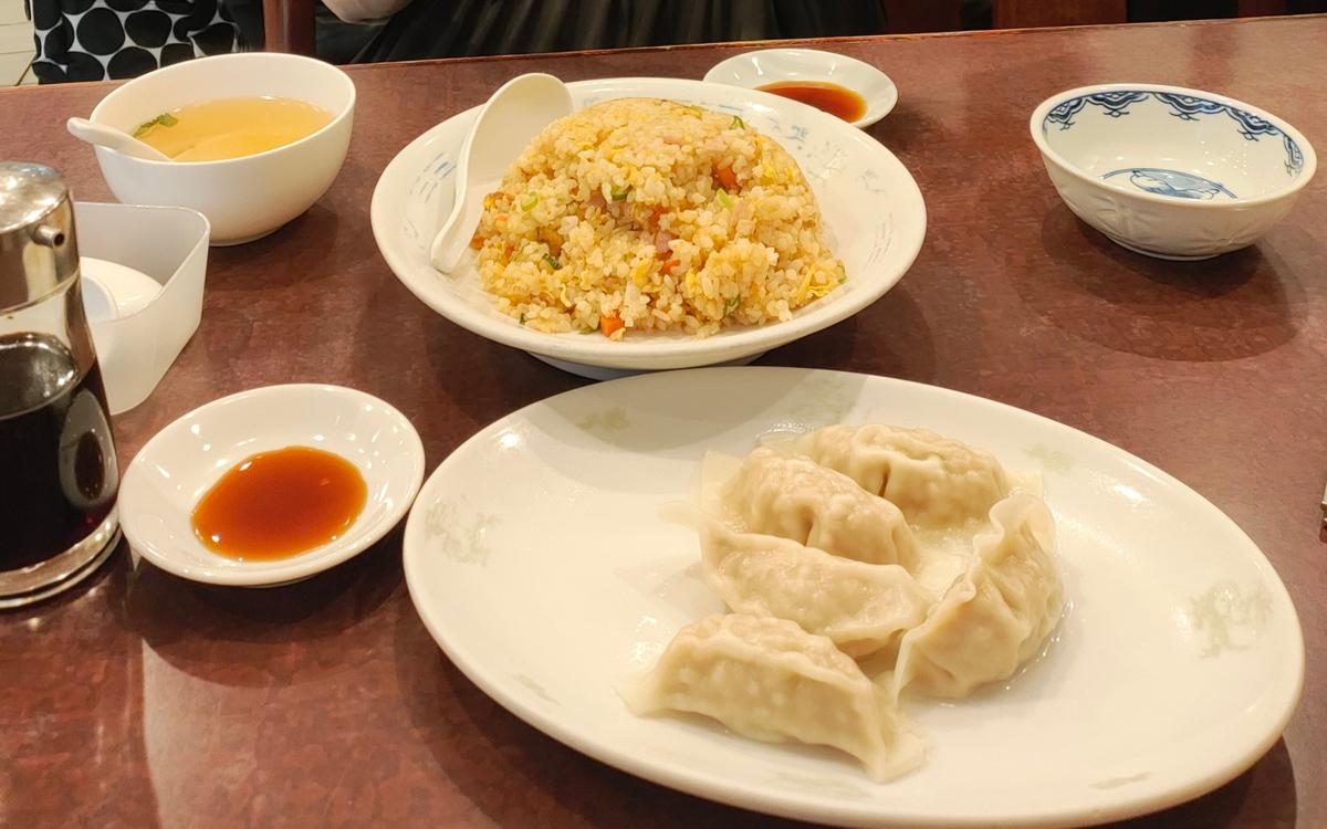 炒飯（中）、水餃子