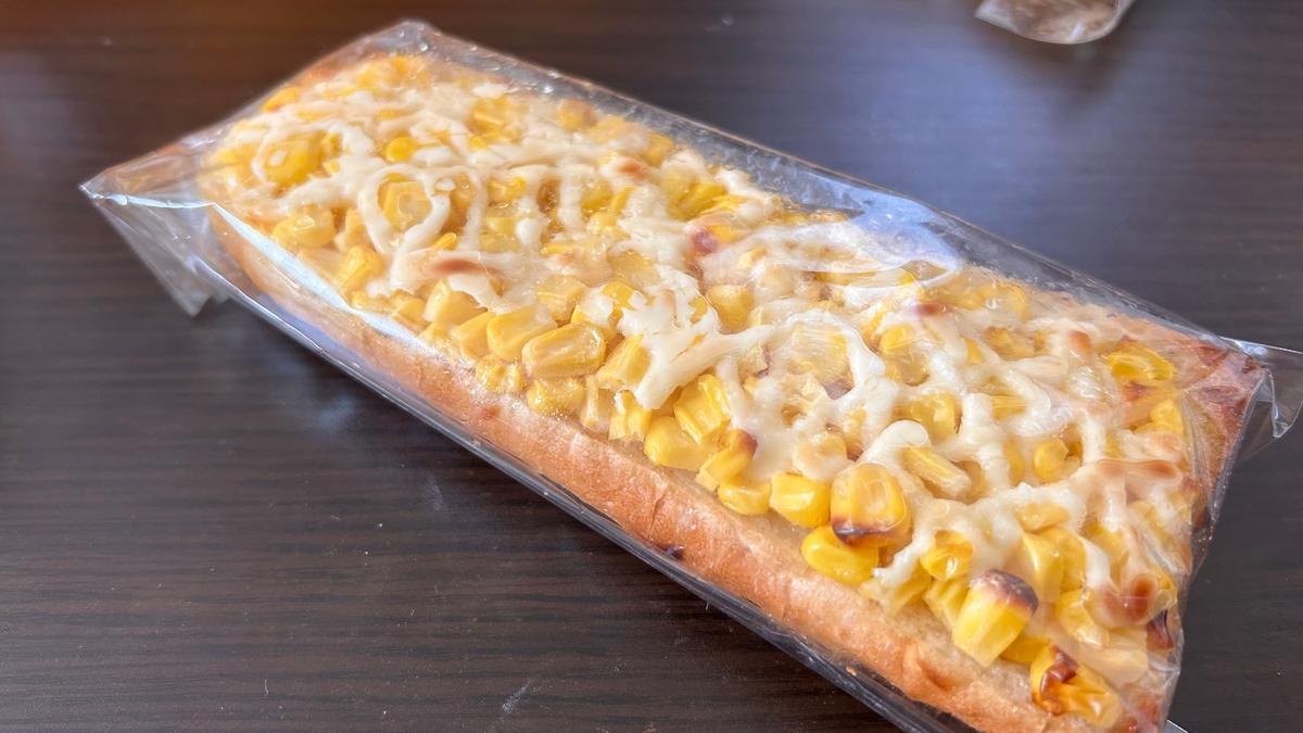 こぼれ落ちんばかりのコーンが最高！