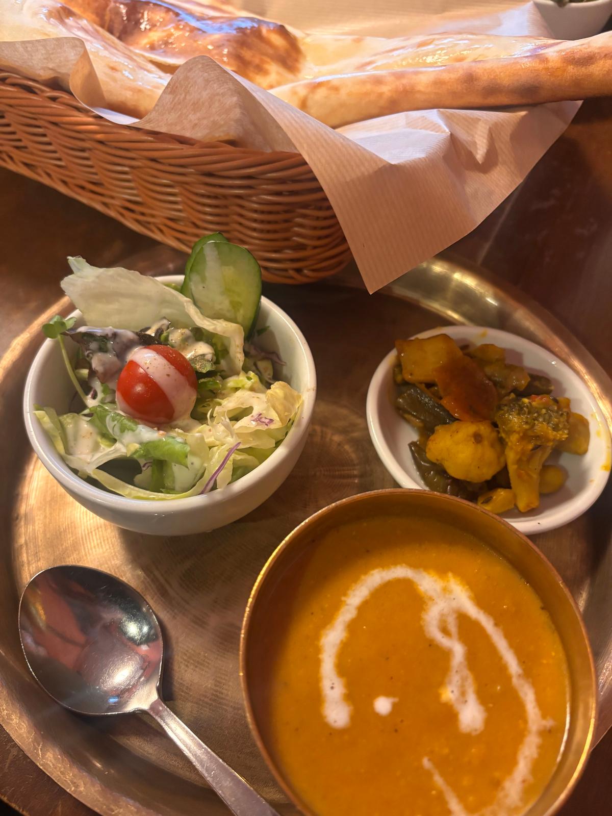 スリヤランチ