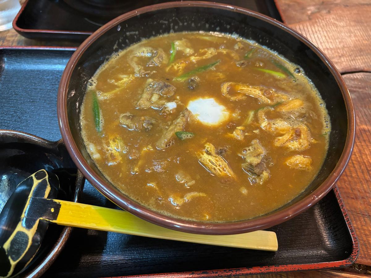 牛すじ入りカレーうどん