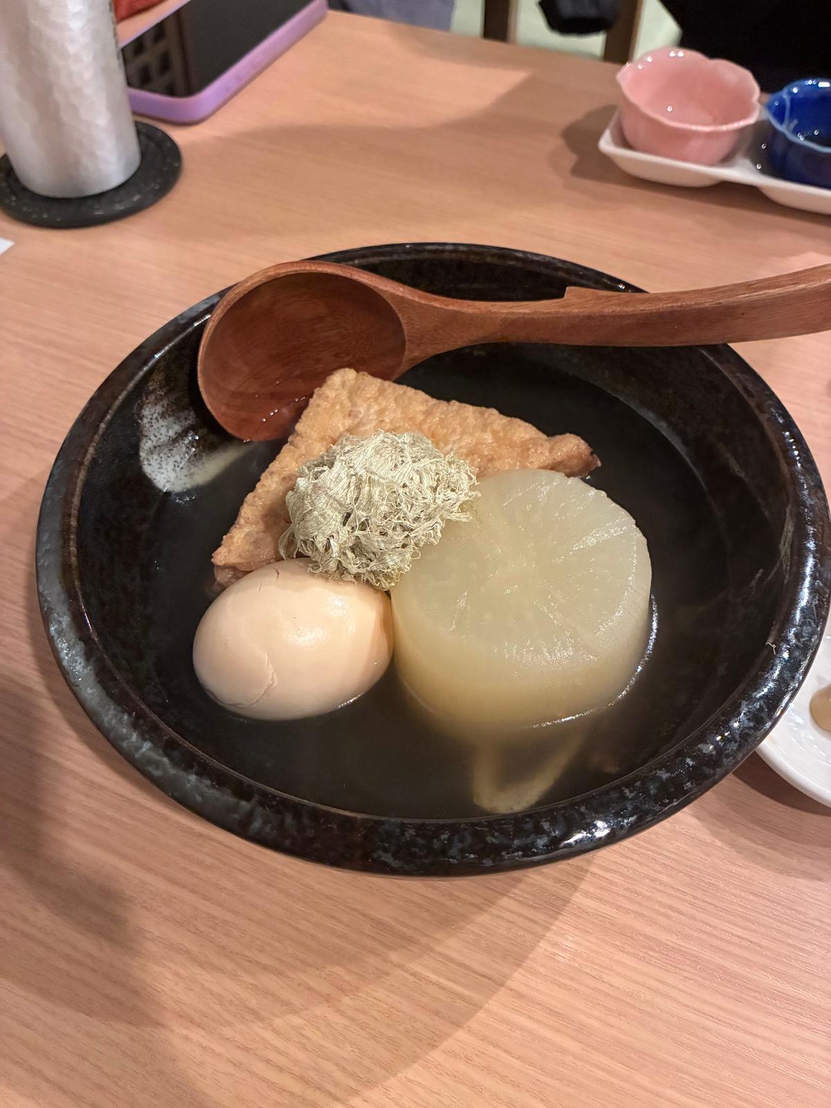 出汁まで飲み干したくなるおでん🍢