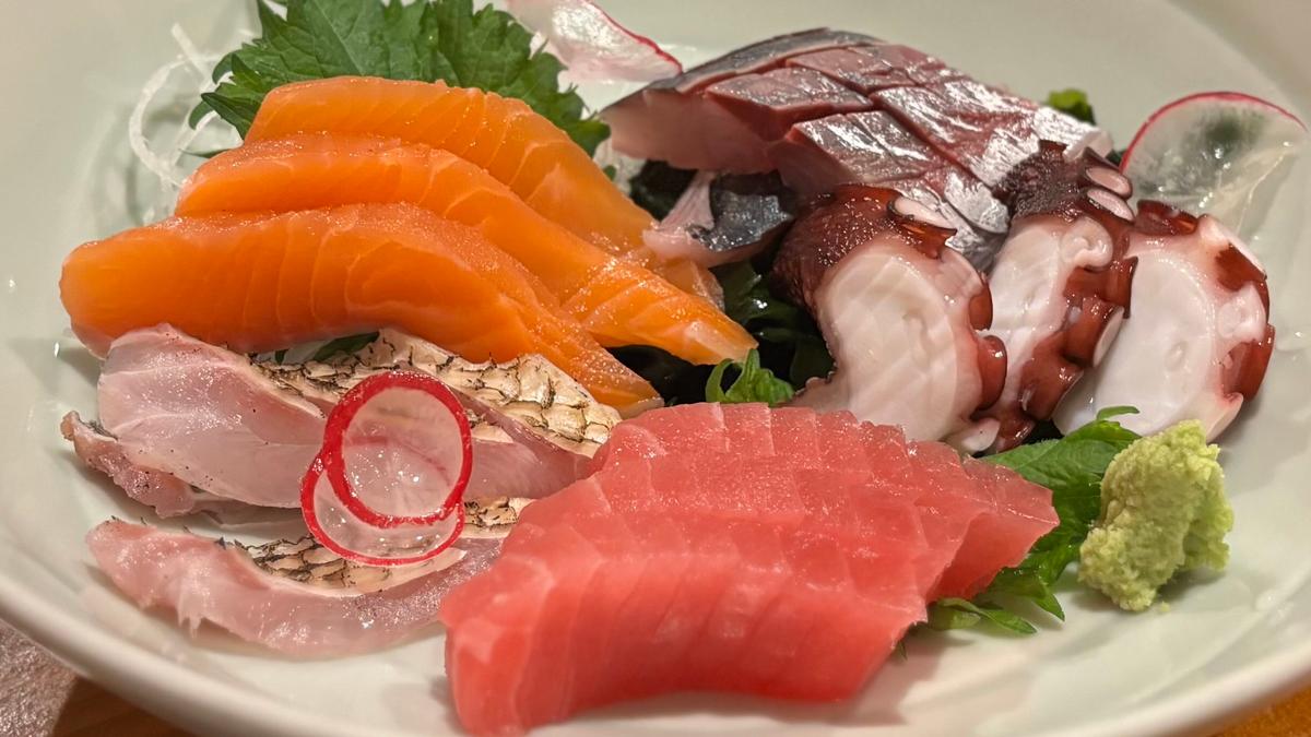 今回のお造りはマグロ・ヘダイ・サーモン・アジ・タコでした🐟
