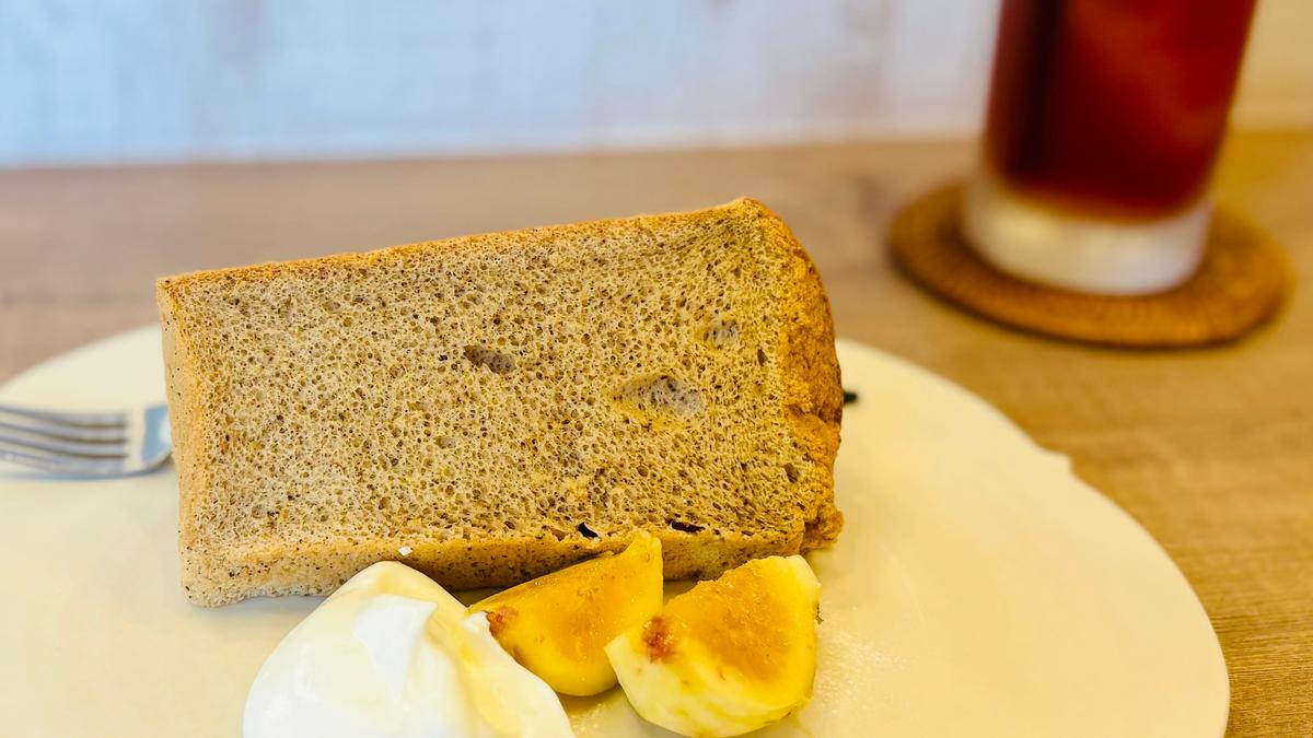 こちらがアールグレイのシフォンケーキ🫖✨今回は白いちじくです😊