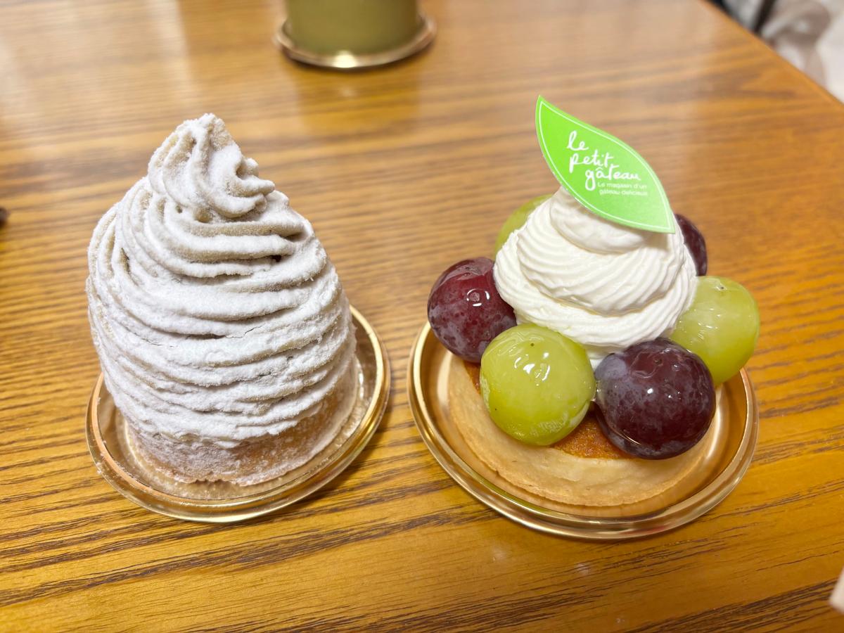 モンブランとブドウのタルト