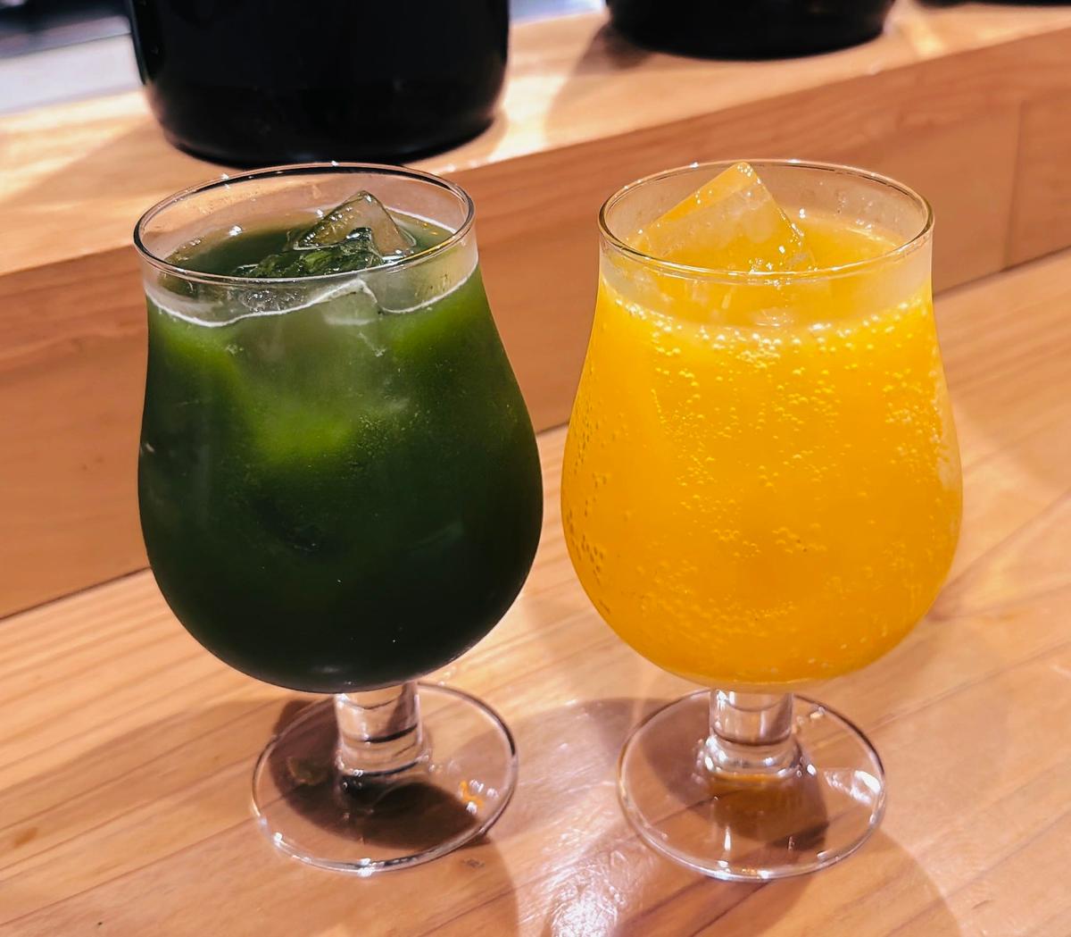 左⇒内蔵美人 右⇒果実酒(みかん)