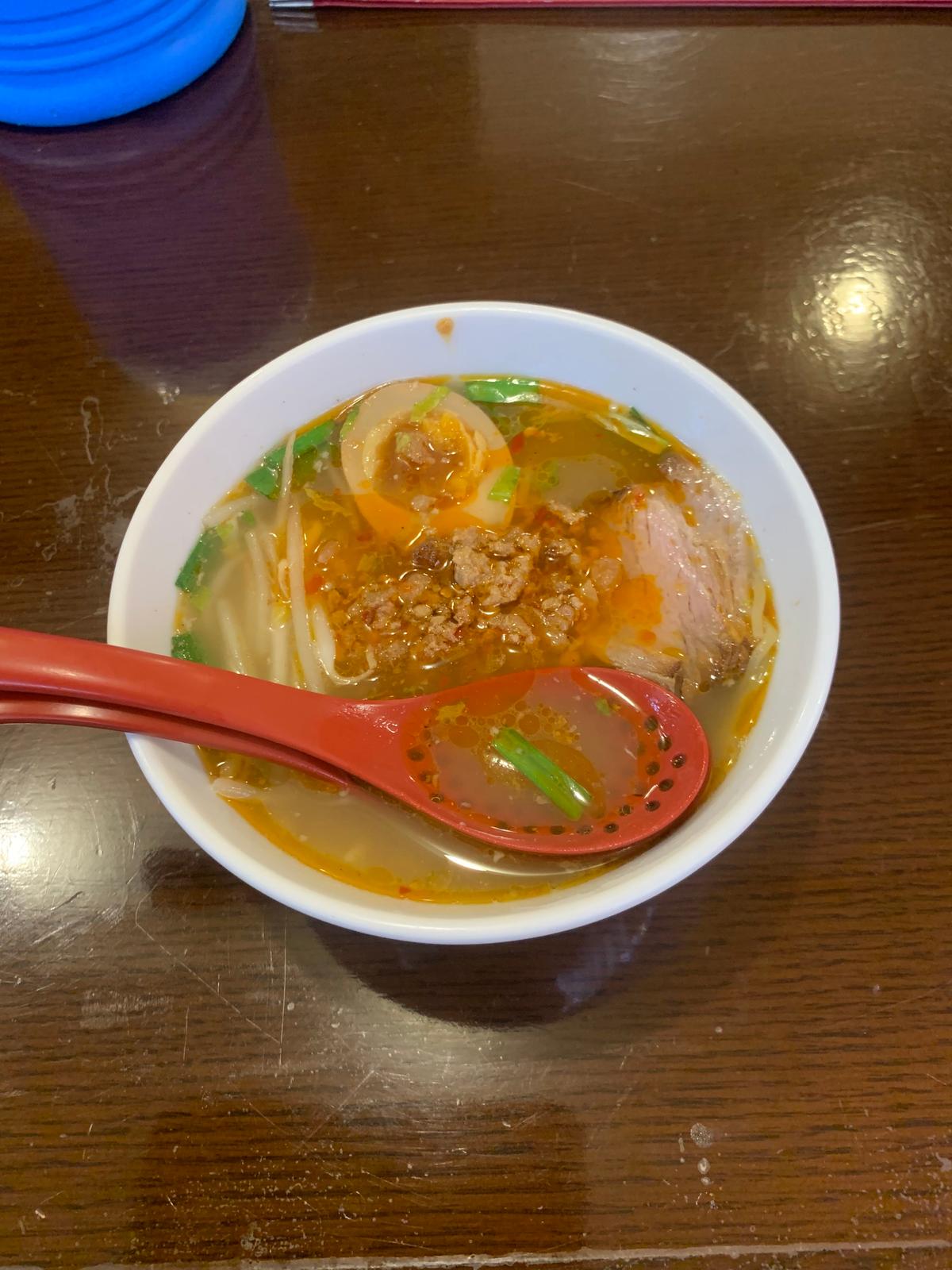 ピリ辛をチョイス。先にラーメン来ました🍜