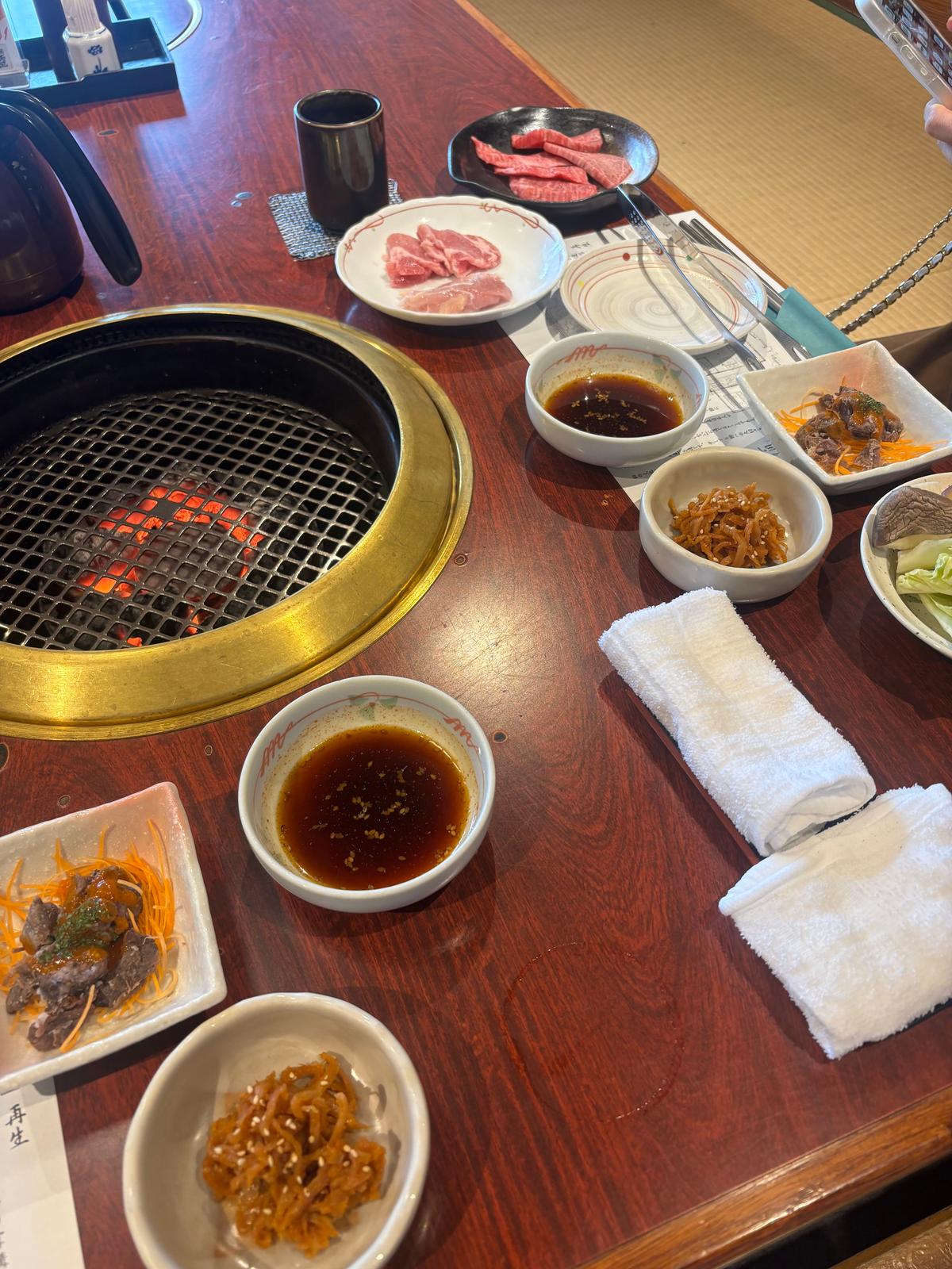 ずらり。お味噌汁もあたたかくて癒されます