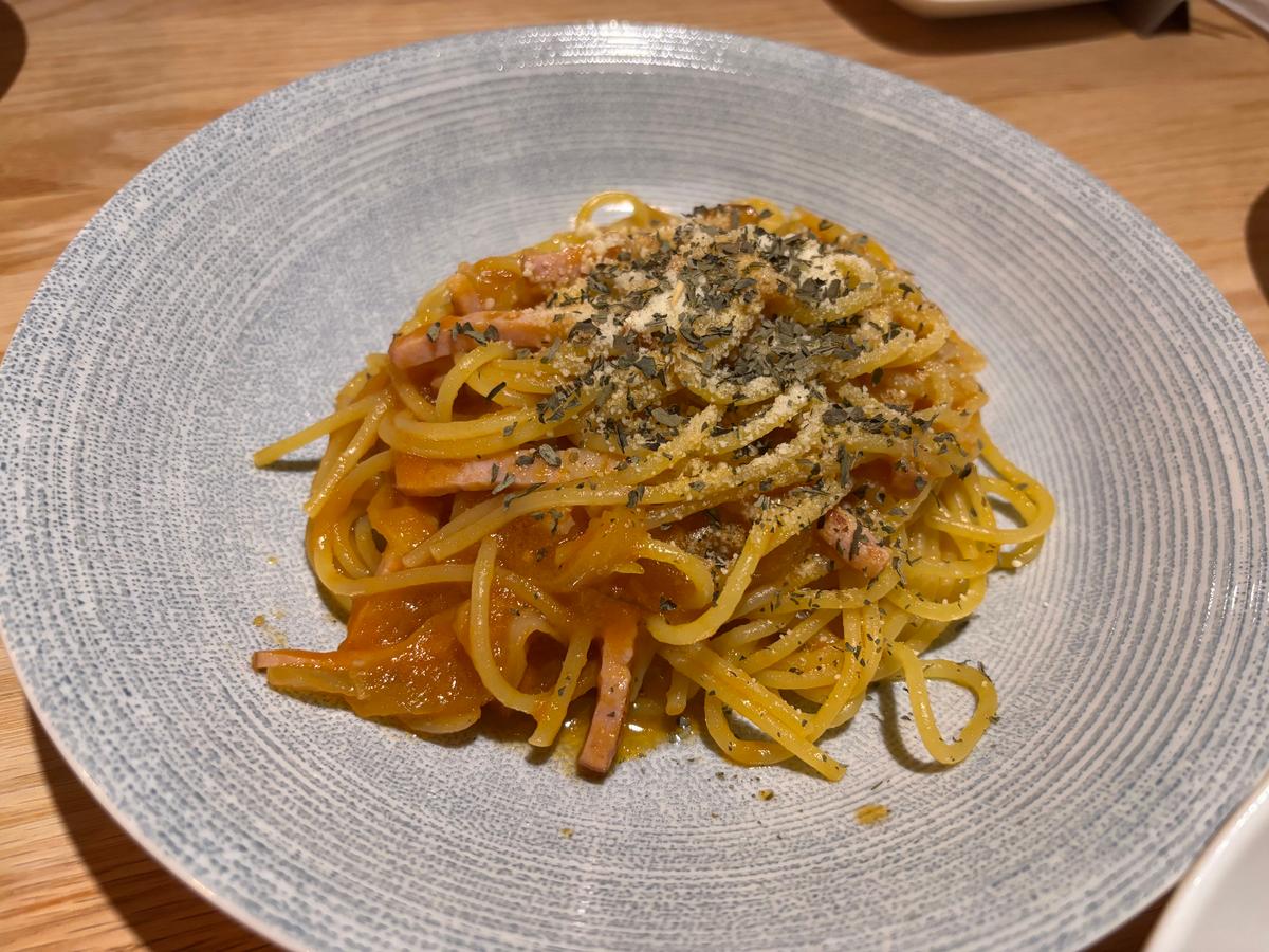 パスタ　アマトリチャーナ