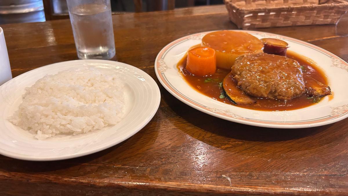 どどーんと贅沢な洋風日替わりランチ