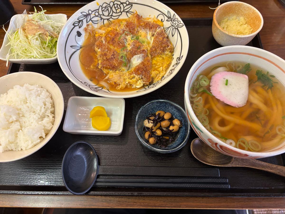 かつとじ定食(ミニ温うどん)