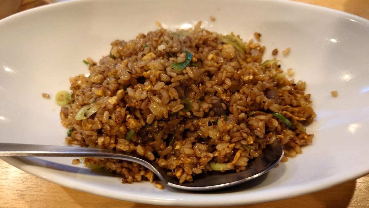 おかわりしちゃった黒チャーハン!