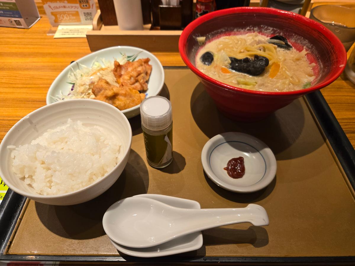 コク旨ちゃんぽんとから揚げの定食