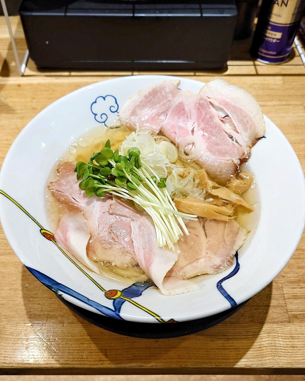 冷やし海老塩ラーメン【クーポン】チャーシュー1枚